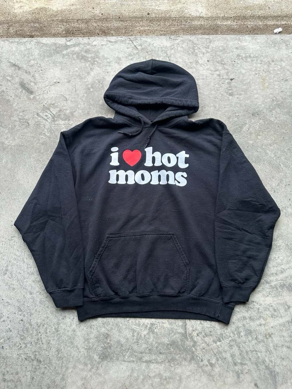 Danny Duncan I Love Hot Moms Hoodie Size L Black Graphic Pullover